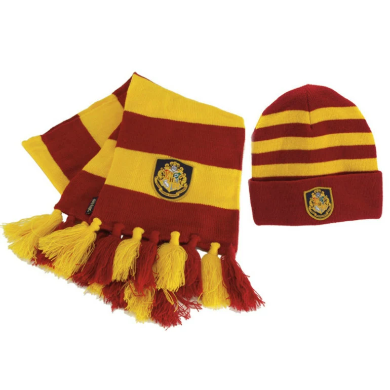 Harry Potter Hogwarts Hat & Scarf 1 Harry Potter Hogwarts Hat & Scarf